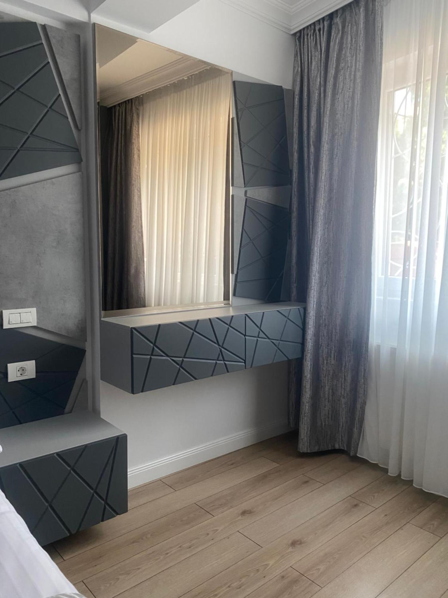 Elegant Suite - Titan Park Bukarest Exteriör bild